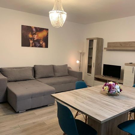 Apartament Sara Apartment Târgu-Mureş Екстериор снимка